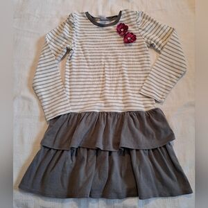 Gymboree Outlet girls size 8 gray, silver and white long sleeve dress, vguc